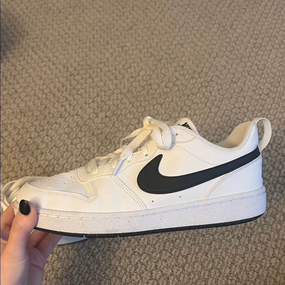 Nike dunk shoe